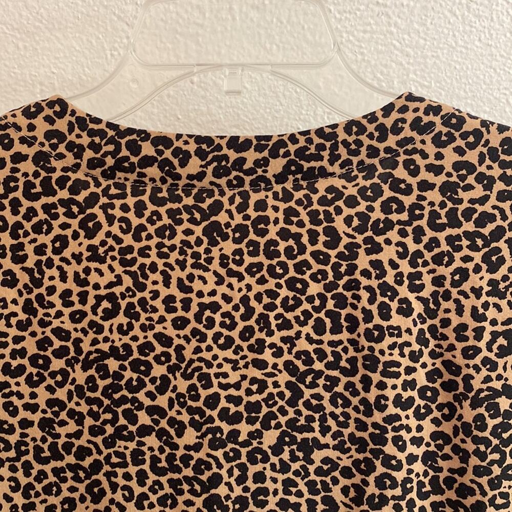 Cheetah print blouse C & C California L - Picture 7 of 8